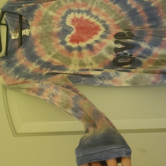 New Magnolia Pearl Love Applique Dylan T Tie Dye Heart Tee Enamour appliqué top - Picture 14 of 16